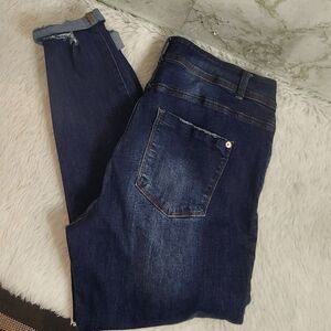 Rue + Distressed Skinny Jeans